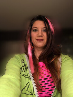 Diosa Neon Glow